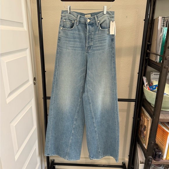 Mother the Enchanter Wide-Leg Jeans - Picture 3 of 6
